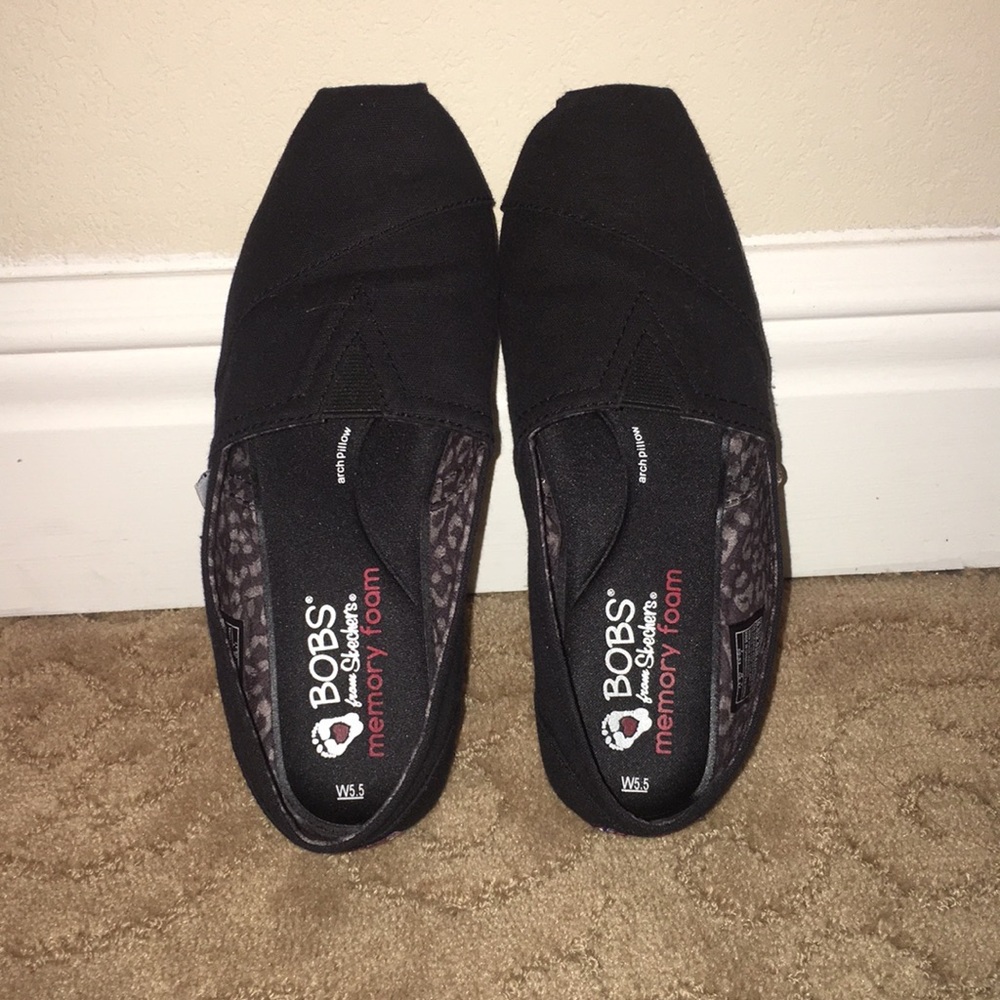 Black Bobs